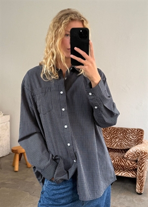 Vega check skjorte Navy/Cream Check Boii Studios 